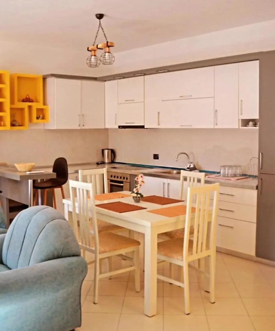 Mentor'S Apartment Shkoder