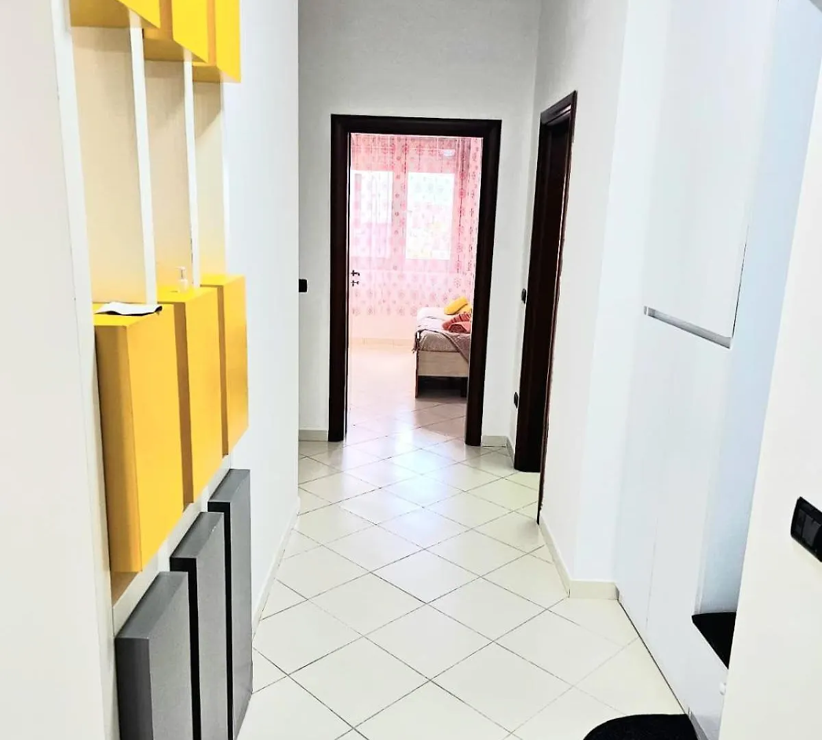Mentor'S Apartment Shkoder